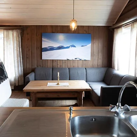 Raubergstulen Fjellstue Og *